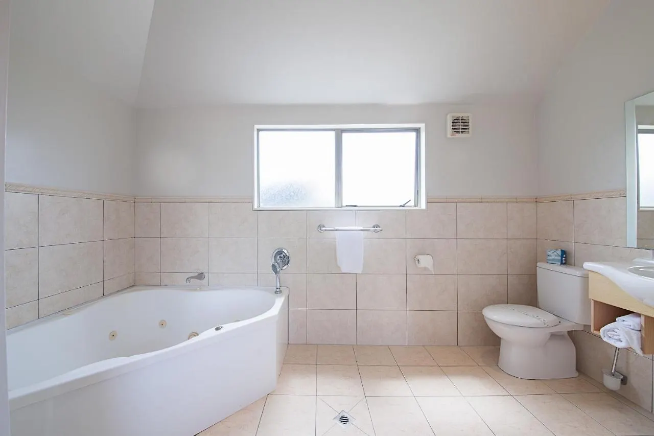 Aspen Villas 2 Bedroom Townhouse Taupo 0*,